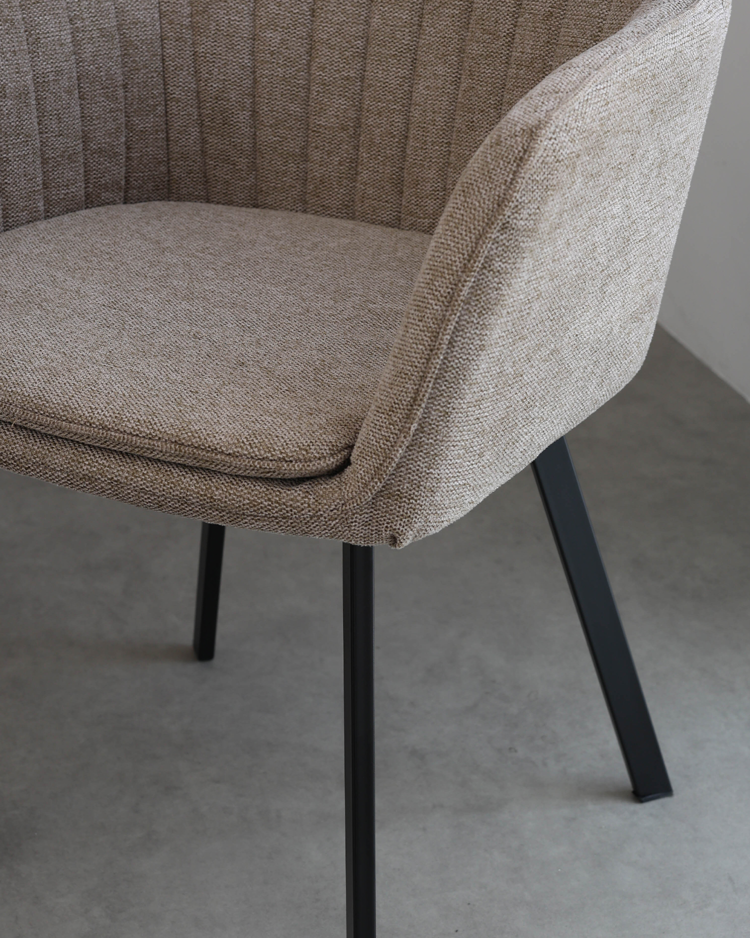 Элегантные столовые стулья Элегантные столовые стулья