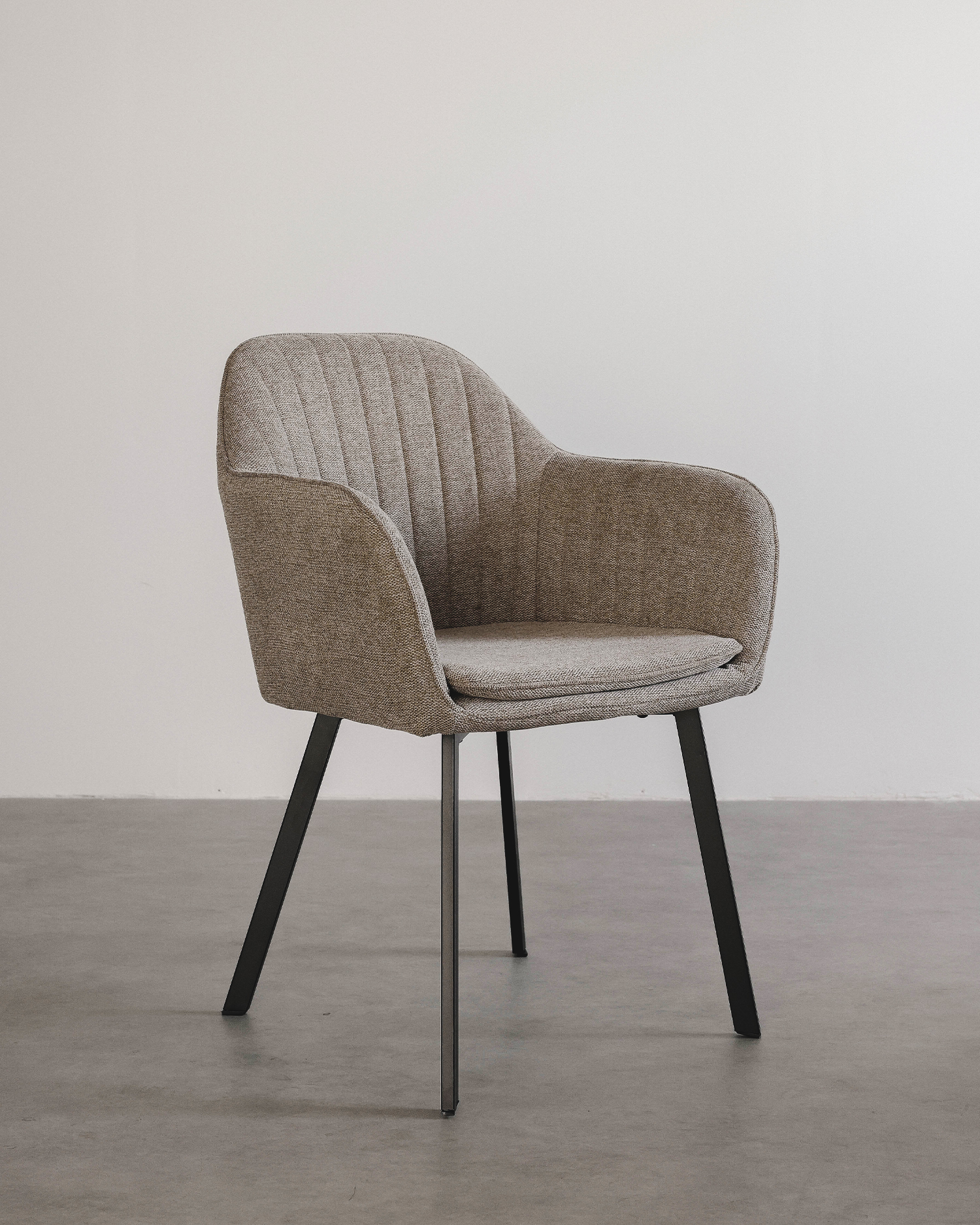 Элегантные столовые стулья Элегантные столовые стулья