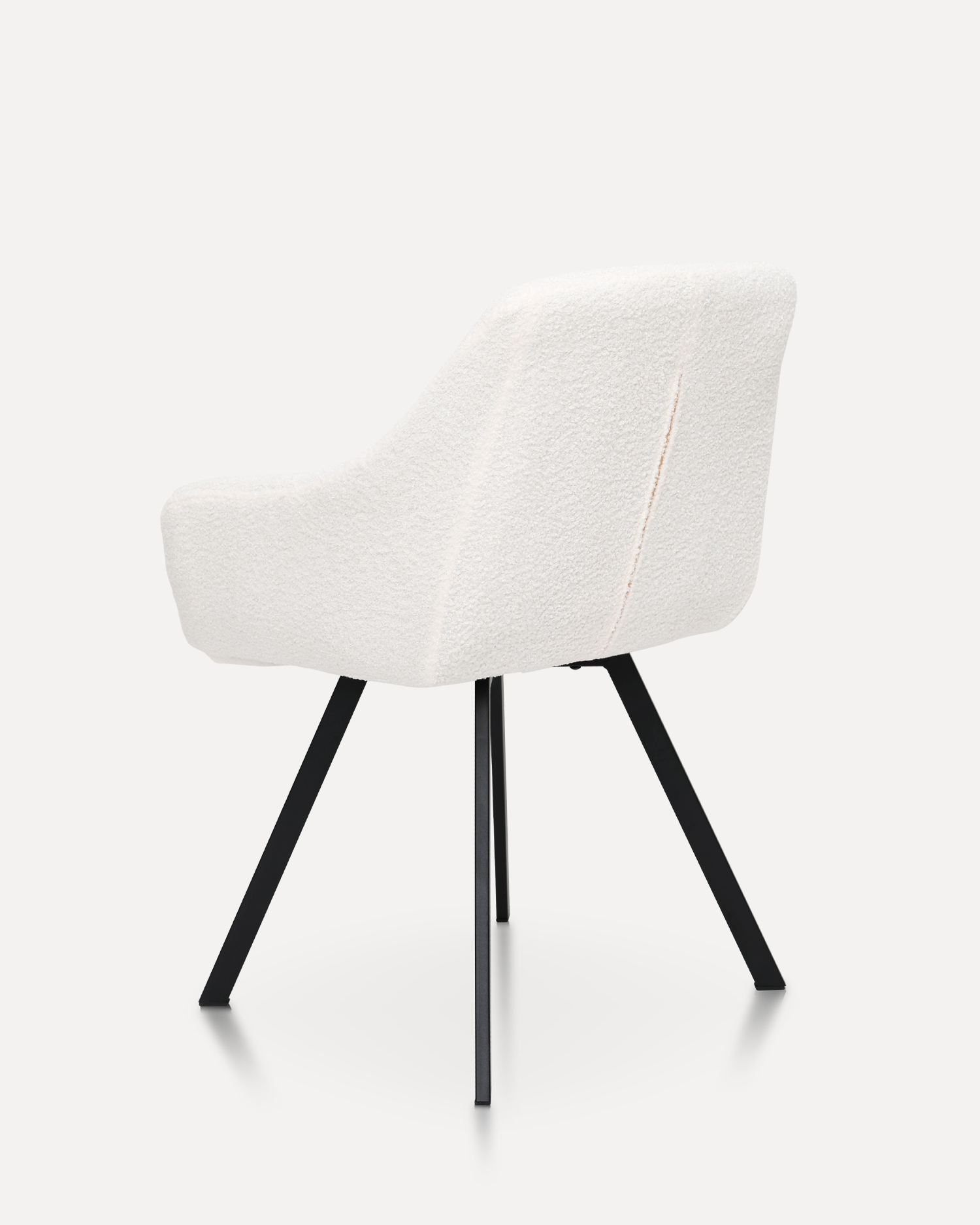 Уютные обившие обеденные стулья Уютные обившие обеденные стулья