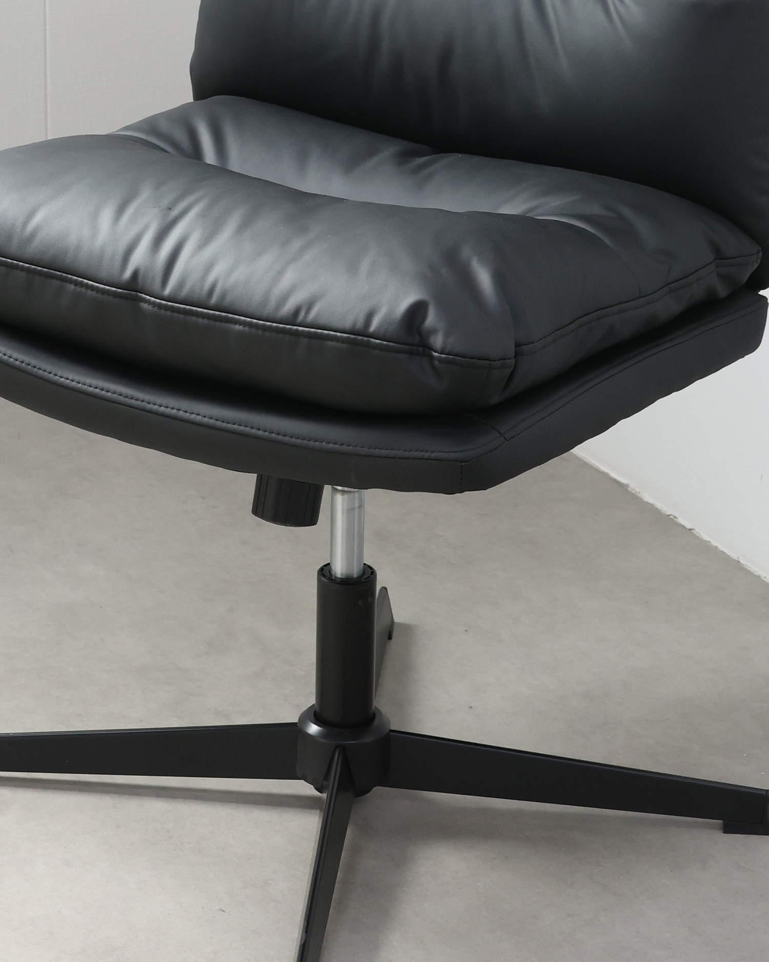 Стулья из ткани. Стулья из ткани.