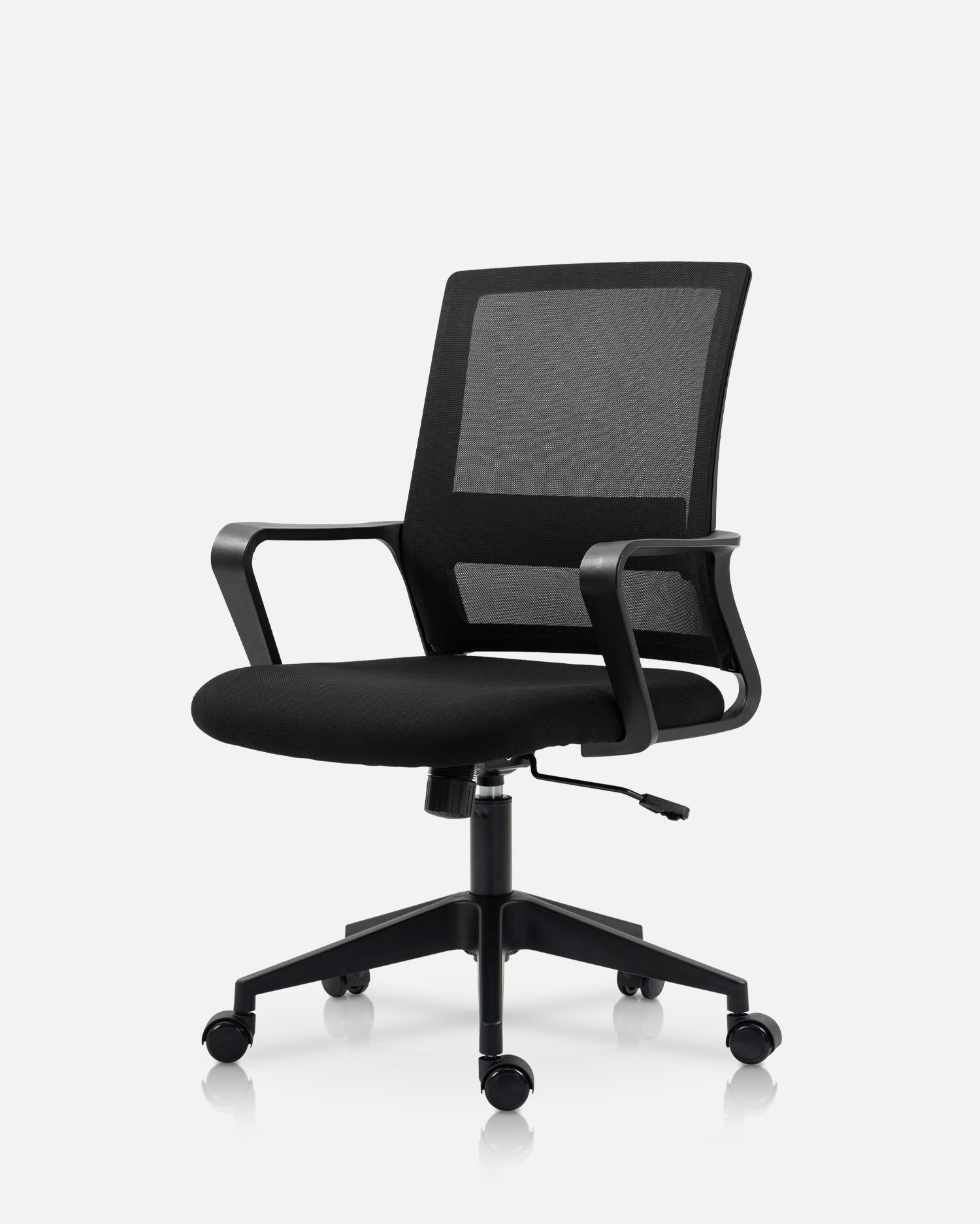 Гладкий поворотный стул кривой